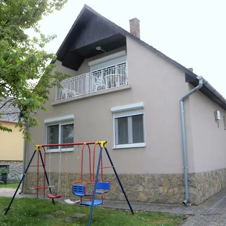 In Fonyod/balaton 38001 Holiday home