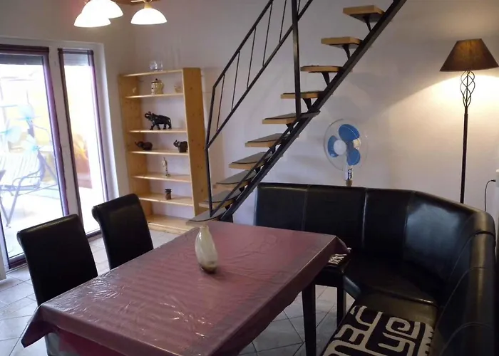 In - Balaton 38001 Fonyód