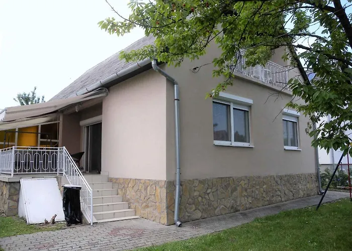 In - Balaton 38001 * Fonyód