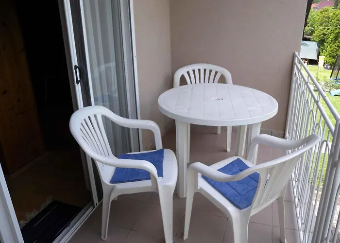 In - Balaton 38001 Fonyód